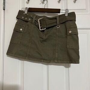 Garage skirt size small